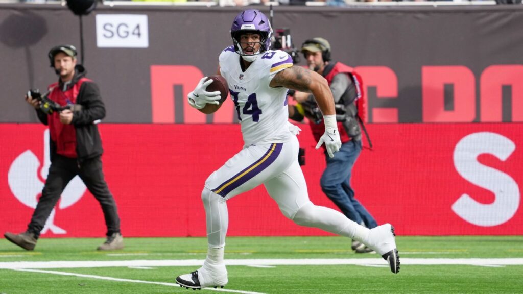 Week 5 NFL highlights: Best plays, moments and touchdowns