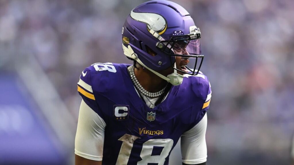 Week 7 NFL score predictions, best bets today: Betting expert reveals picks for all 15 games Week 7 NFL score predictions, best bets today: Betting expert reveals picks for all 15 games