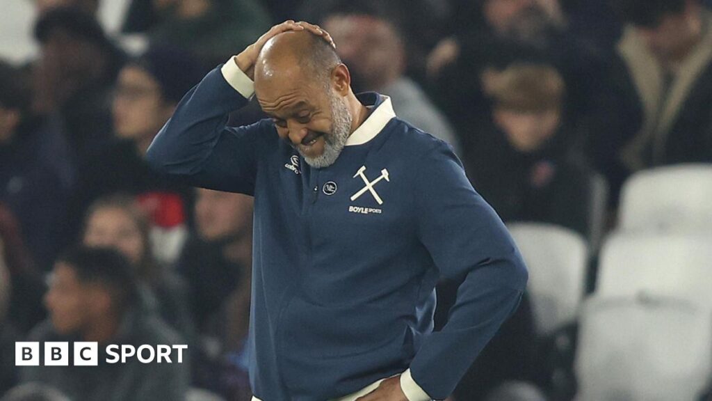 West Ham: ‘We have to pull fans back together’ – why Nuno has ‘massive job’ Nuno Espirito Santo looks downwards with his right hand clasped to the top of his head during West Ham's defeat