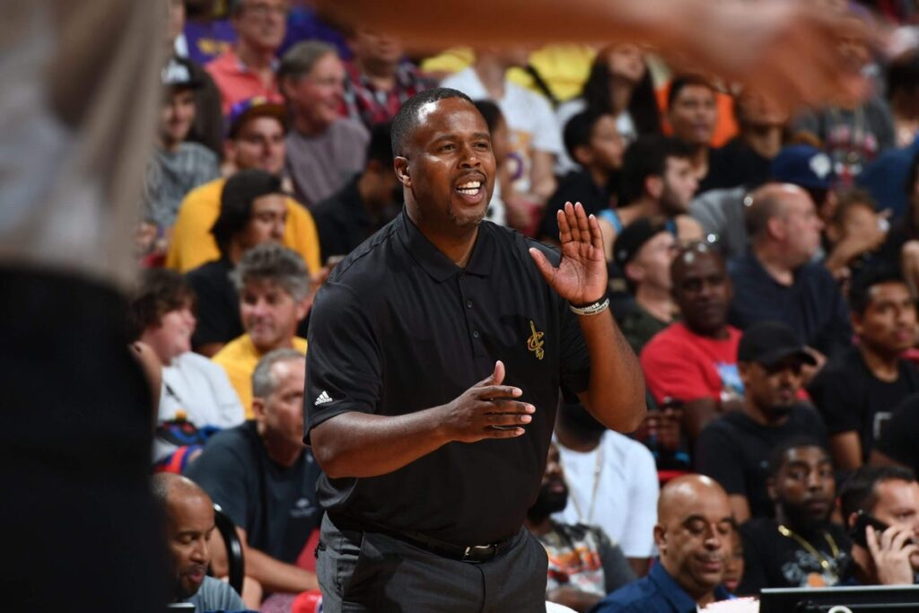 Who is Damon Jones, the former NBA player charged with sharing LeBron injury secrets? Who is Damon Jones, the former NBA player charged with sharing LeBron injury secrets?