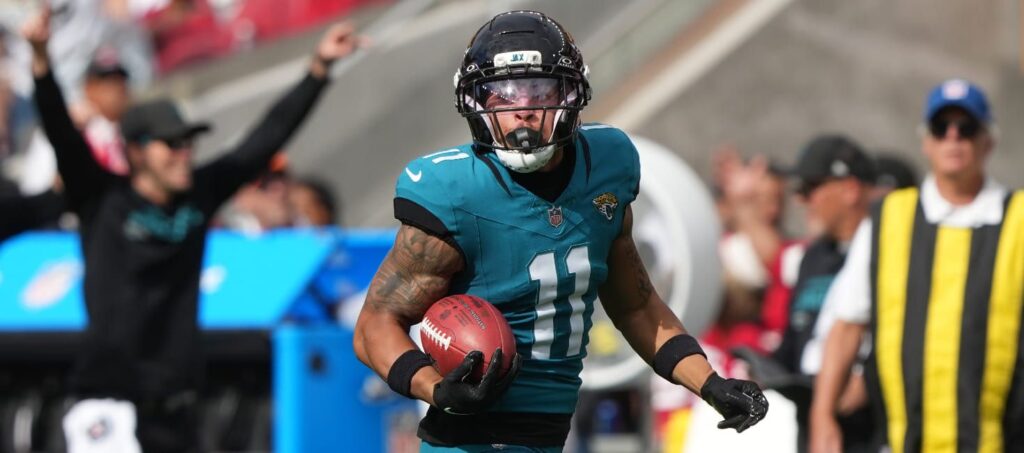 11 Fantasy Football Waiver Wire Stashes Ahead of Week 10 (2025)