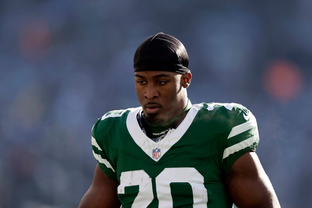 Breece Hall Not Traded by Jets Before NFL Deadline as RB Reacts to Blockbuster Deals Breece Hall Not Traded by Jets Before NFL Deadline as RB Reacts to Blockbuster Deals