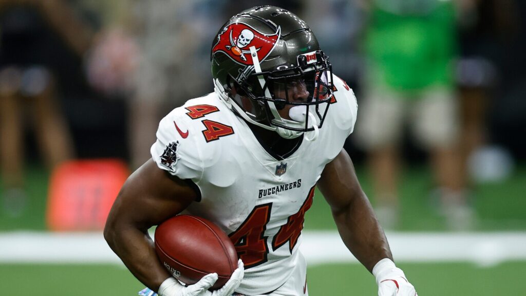 Bucs' Sean Tucker loses fantasy value with Bucky Irving's return looming