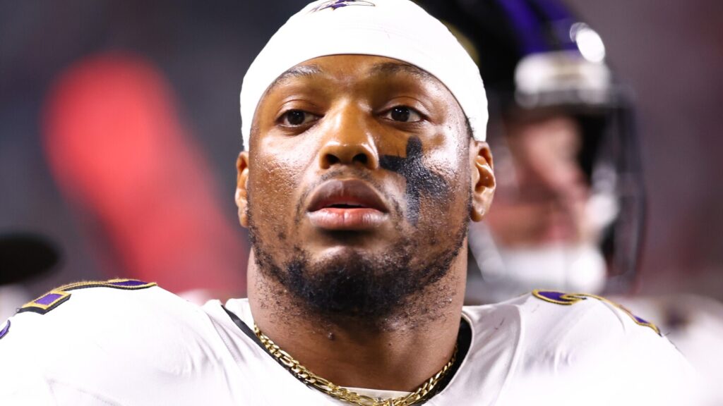 Derrick Henry needs 72 yards to match his high-school total of 12,124 rushing yards Derrick Henry needs 72 yards to match his high-school total of 12,124 rushing yards