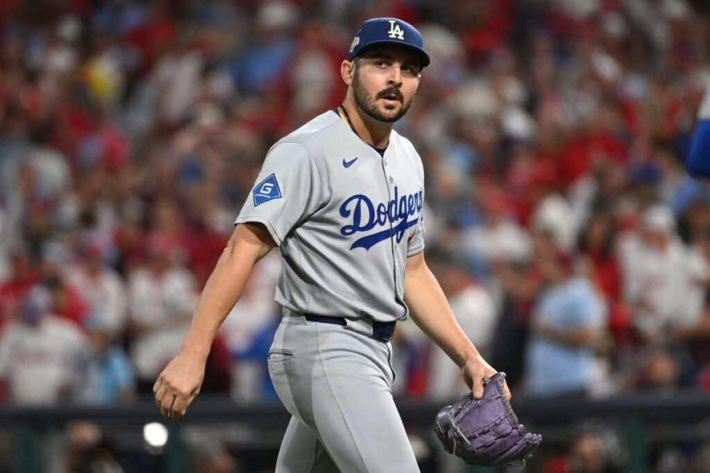 Dodgers’ Alex Vesia announces death of newborn daughter after missing World Series Dodgers’ Alex Vesia announces death of newborn daughter after missing World Series