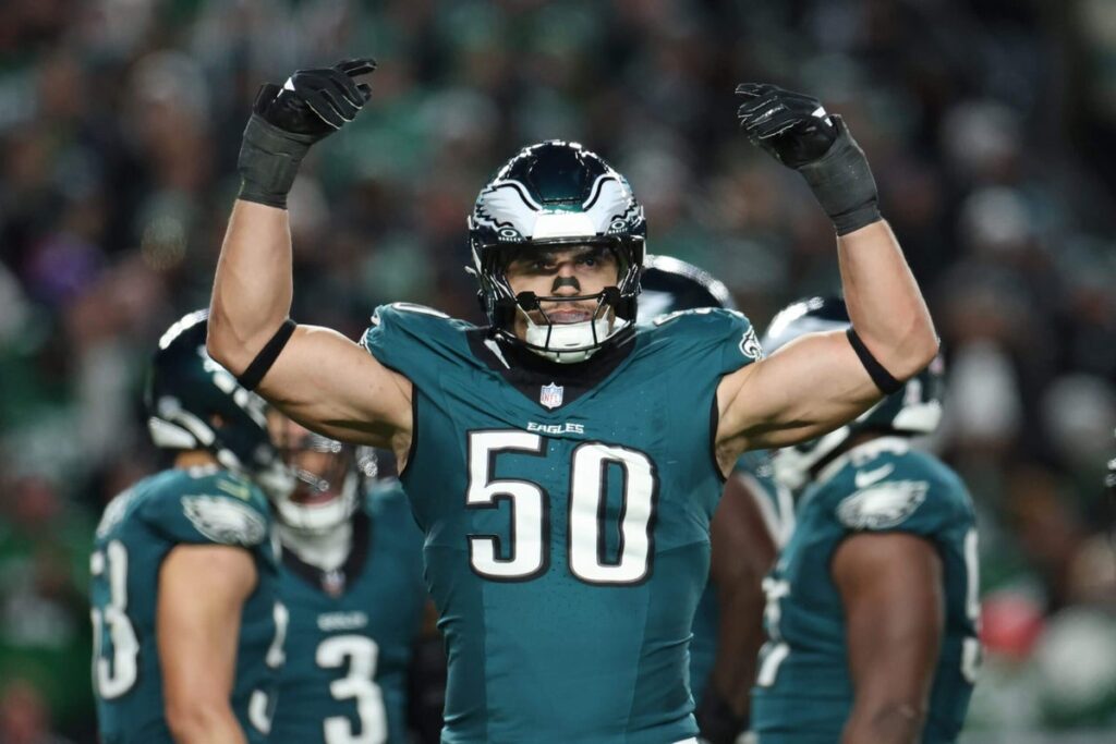 How Eagles newcomer Jaelan Phillips has reignited vaunted Philly defense: Watch