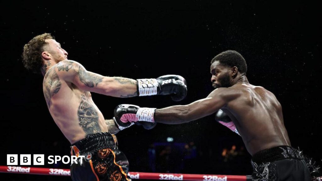 Joshua Buatsi outpoints Zach Parker in cagey light-heavyweight contest Joshua Buatsi lands a right jab at Zach Parker