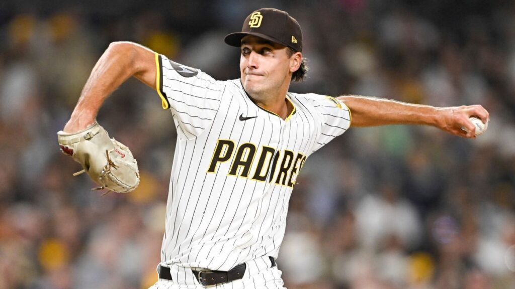 Padres re-sign LHP Kyle Hart on 1-year deal with 2027 option Copy Link