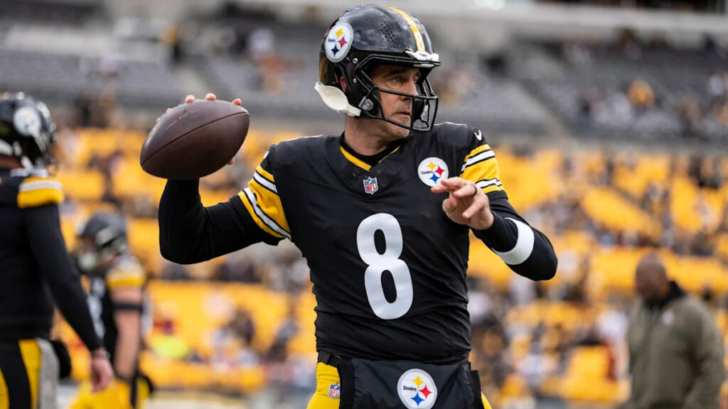 Report: Aaron Rodgers will not need surgery, wants to play Sunday vs. Bears Download app from appStore