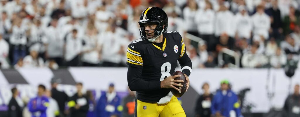 Steelers Chargers computer betting picks AI SNF Sunday Night Football