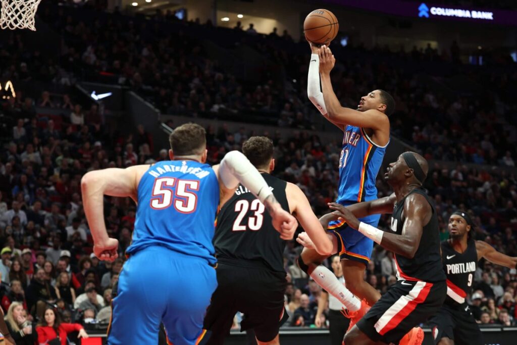 Thunder lose to Trail Blazers as NBA’s last undefeated team falls Thunder lose to Trail Blazers as NBA’s last undefeated team falls