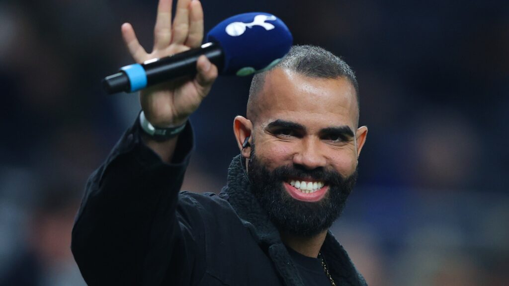 ‘We are not scared’ – Former Spurs star reveals the simple way Tottenham can beat Arsenal with four players key 'We are not scared' - Former Spurs star reveals the simple way Tottenham can beat Arsenal with four players key