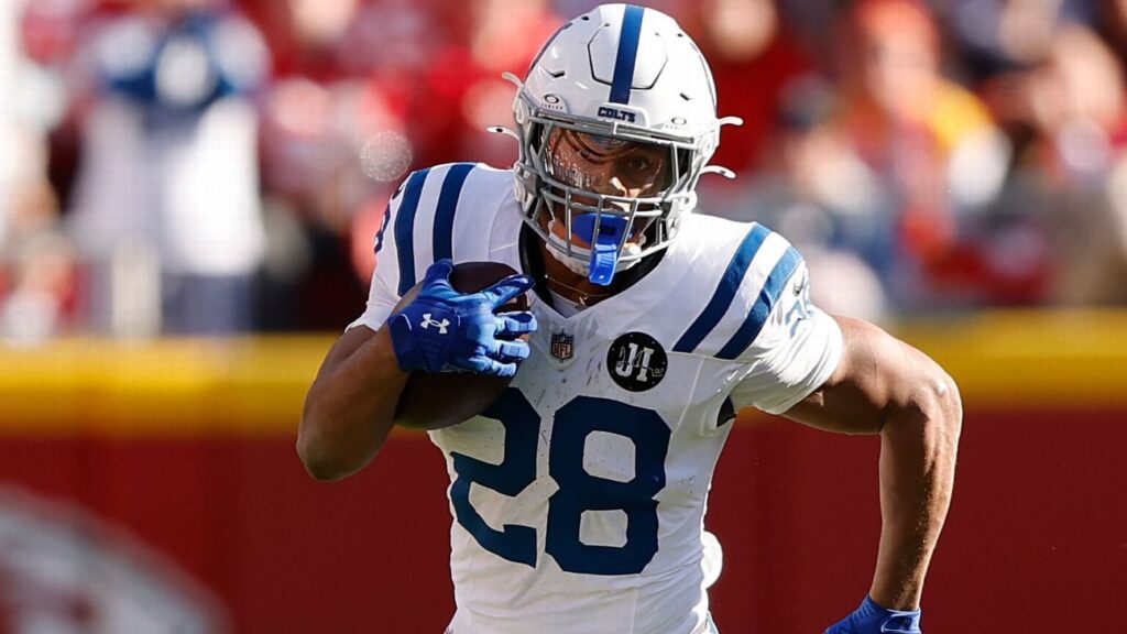 Week 13 betting: Texans test Colts, Broncos extend win streak and more Week 13 betting: Texans test Colts, Broncos extend win streak and more