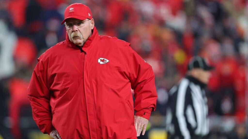 Chiefs' Andy Reid shoulders decision-making blame as NFL playoff hopes dwindle