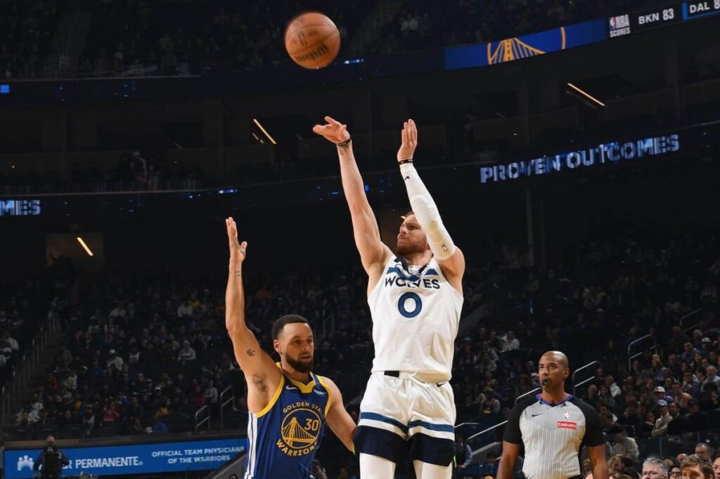 Donte DiVincenzo’s late-game guts were honed in Steph Curry’s shadow Donte DiVincenzo’s late-game guts were honed in Steph Curry’s shadow
