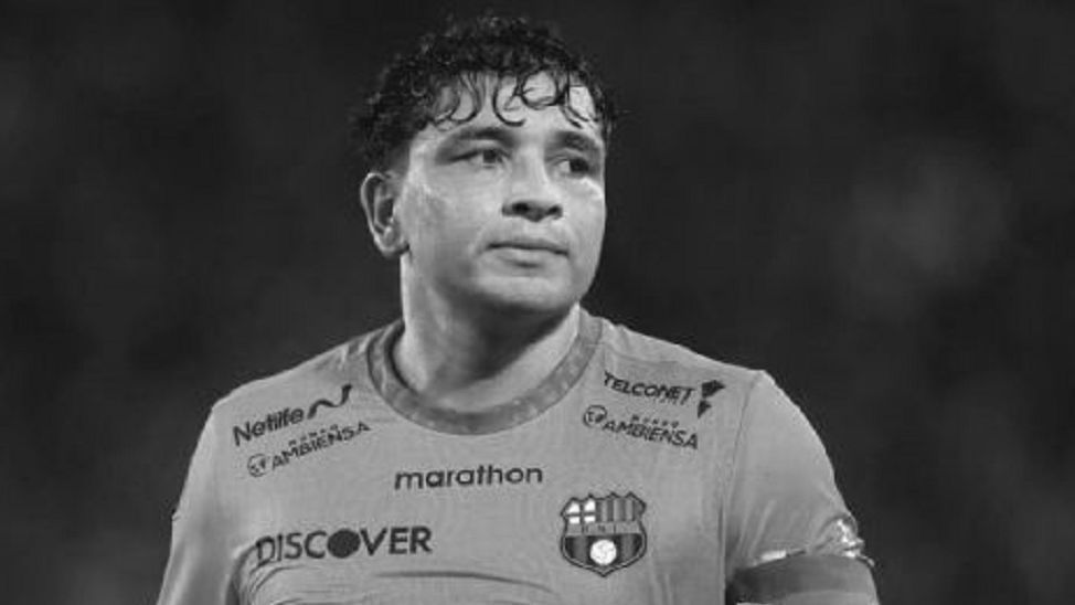 Ecuador defender Mario Pineida killed in Guayaquil shooting Ecuador defender Mario Pineida killed in Guayaquil shooting