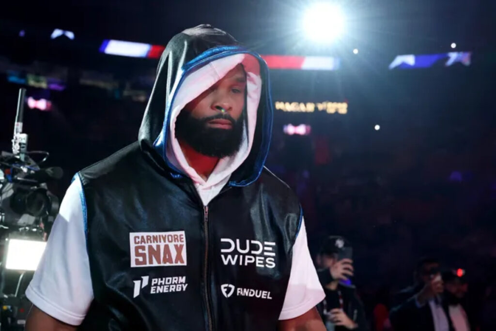 Tyron Woodley entrance for Anderson Silva fight