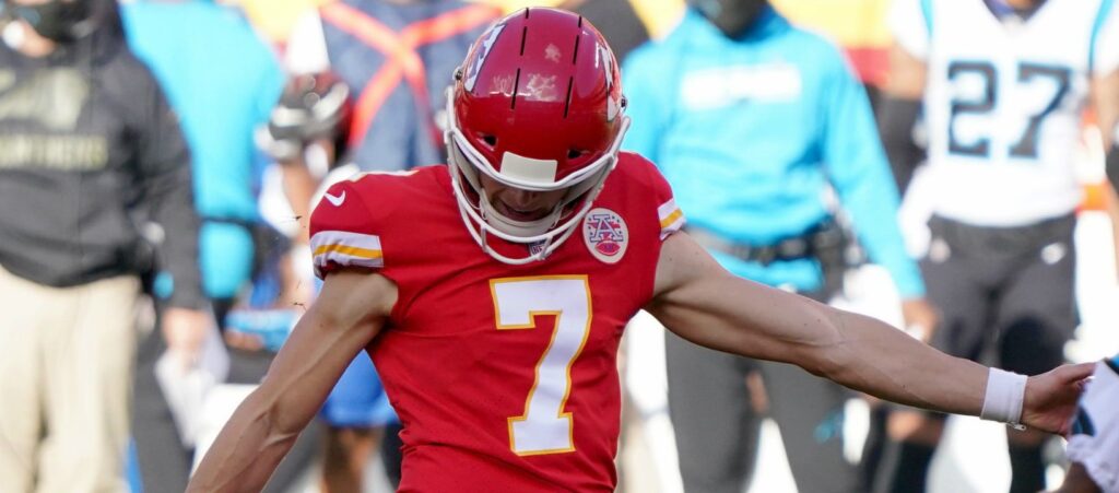 Fantasy Football Kicker Rankings & Start/Sit Advice (Week 15) Fantasy Football Kicker Rankings & Start/Sit Advice (Week 15)