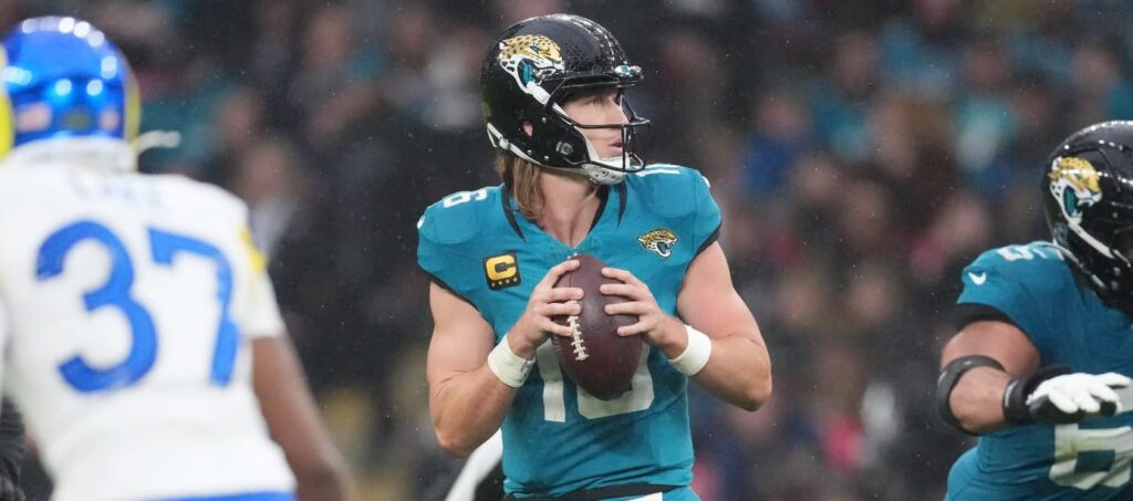 NFL DFS Lineup Advice: Best Stacks (Week 17)