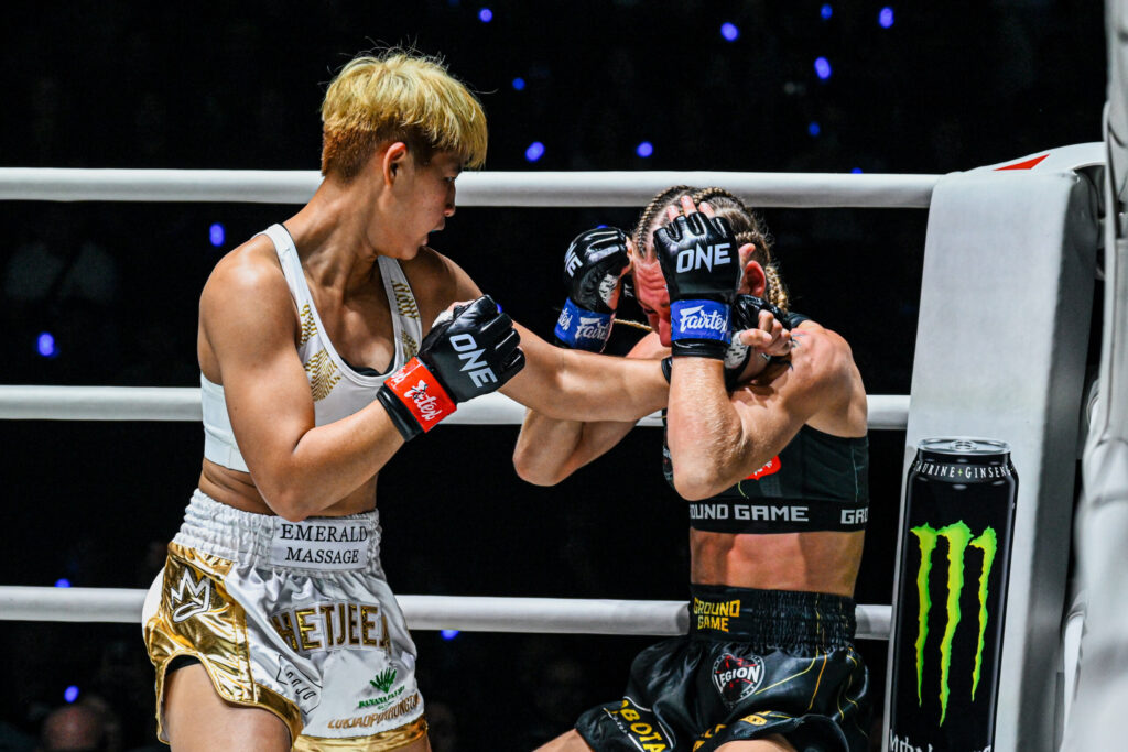 Phetjeeja calls for ONE Muay Thai World Title shot after first-round destruction: “I have come back for the belt” Phetjeeja calls for ONE Muay Thai World Title shot after first-round destruction: "I have come back for the belt"
