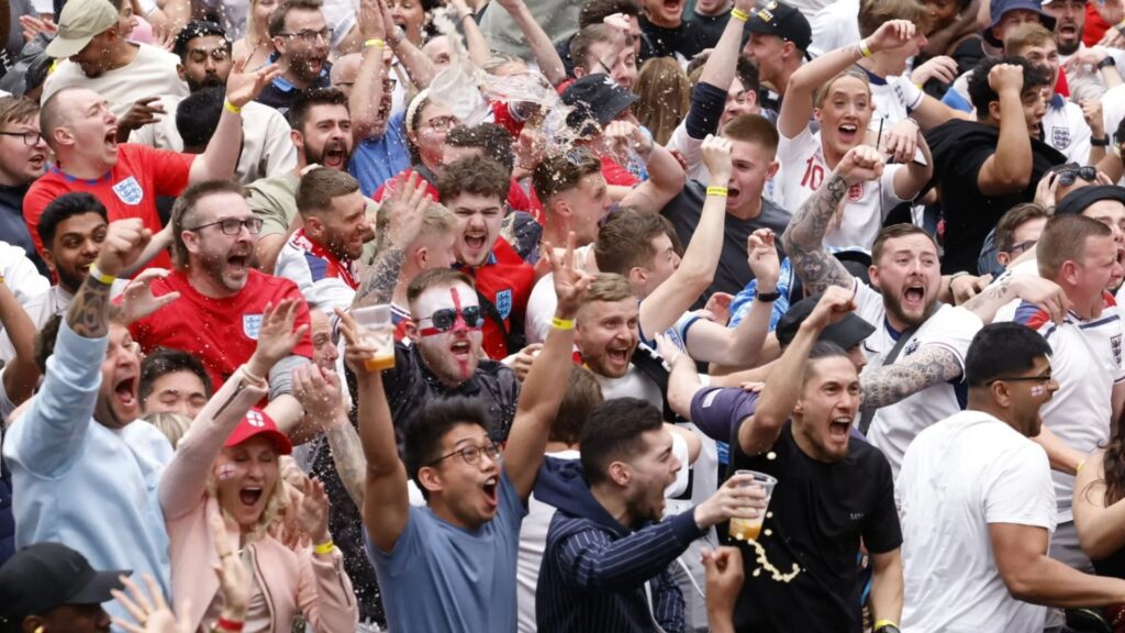 Pubs to pour pints until 1am if England get to World Cup latter stages in boost for struggling boozers