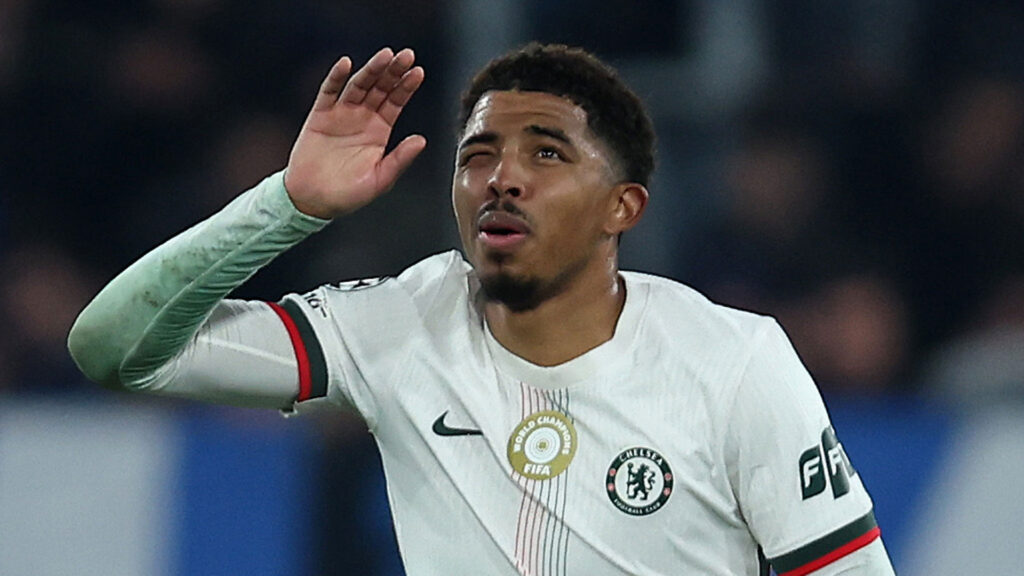 'So unlucky' - Chelsea star Wesley Fofana forced off barely 30 minutes after coming on with gruesome EYE injury