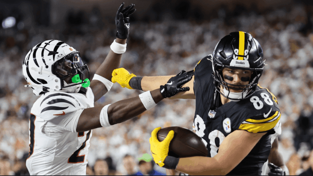 TD Picks for Monday Night Football Now Pittsburgh Steelers tight end Pat Freiermuth (88) battles with Cincinnati Bengals safety Jordan Battle (27).