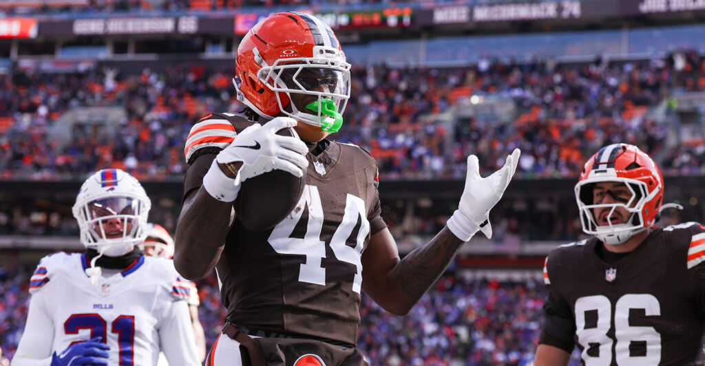 The Biggest Start/Sit Decisions for Week 17 (Fantasy Football) The Biggest Start/Sit Decisions for Week 17 (Fantasy Football)