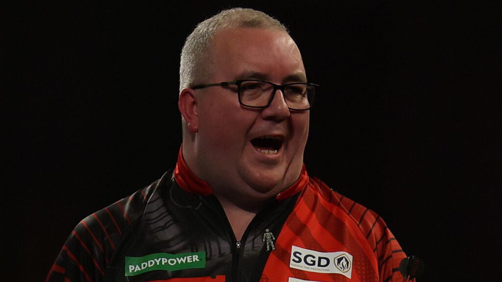 World Darts Championship: Stephen Bunting avoids huge shock against Sebastian Bialecki as Dimitri Van den Bergh knocked out | Darts News World Darts Championship: Stephen Bunting avoids huge shock against Sebastian Bialecki as Dimitri Van den Bergh knocked out | Darts News