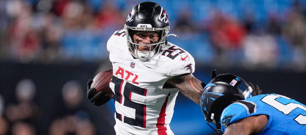 3 Fantasy Football Sleepers: Running Backs (2026)