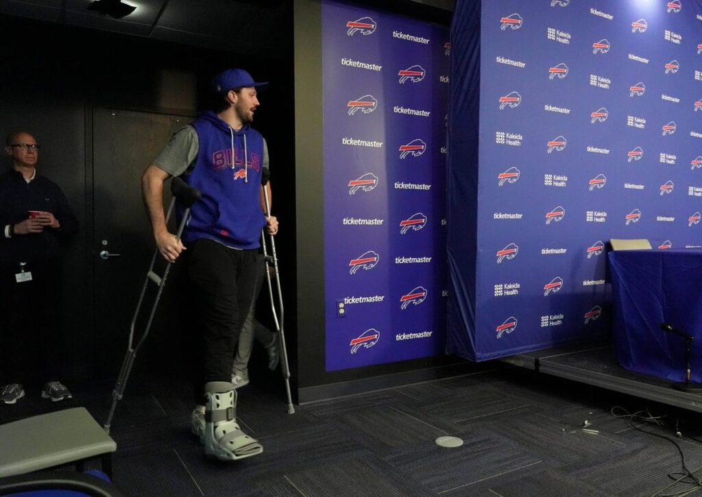 Bills QB Josh Allen reveals broken bone in right foot that required surgery