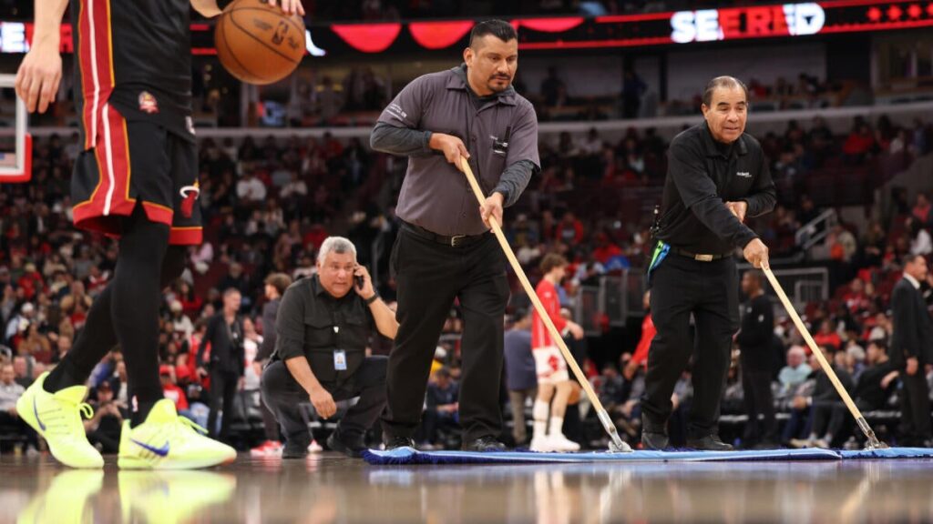 Bulls-Heat game at Chicago's United Center postponed due to condensation on court