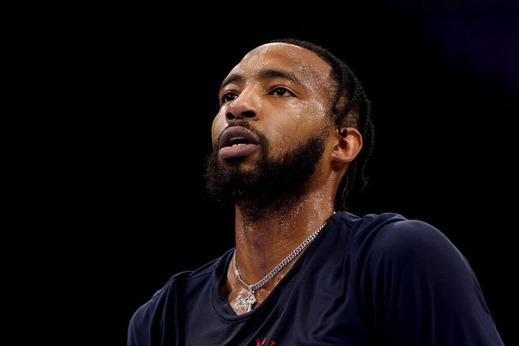 Clippers’ Derrick Jones Jr. resprains right MCL and will miss 6 weeks: Source