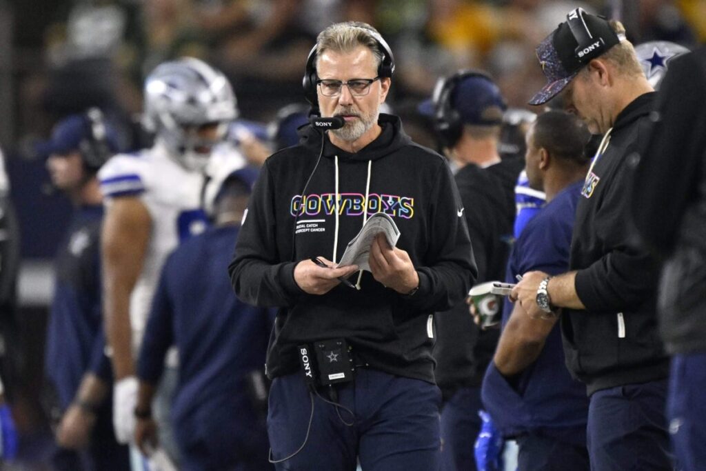 Cowboys fire defensive coordinator Matt Eberflus after one season: Source Cowboys fire defensive coordinator Matt Eberflus after one season: Source