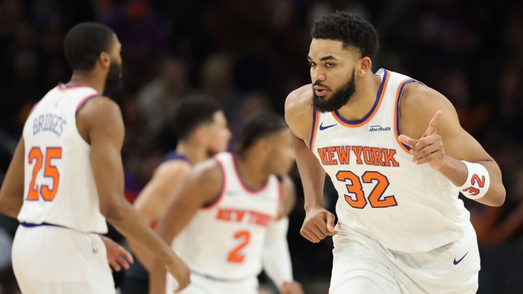 Fantasy basketball: What to do with Karl-Anthony Towns, Trey Murphy and six other trending players