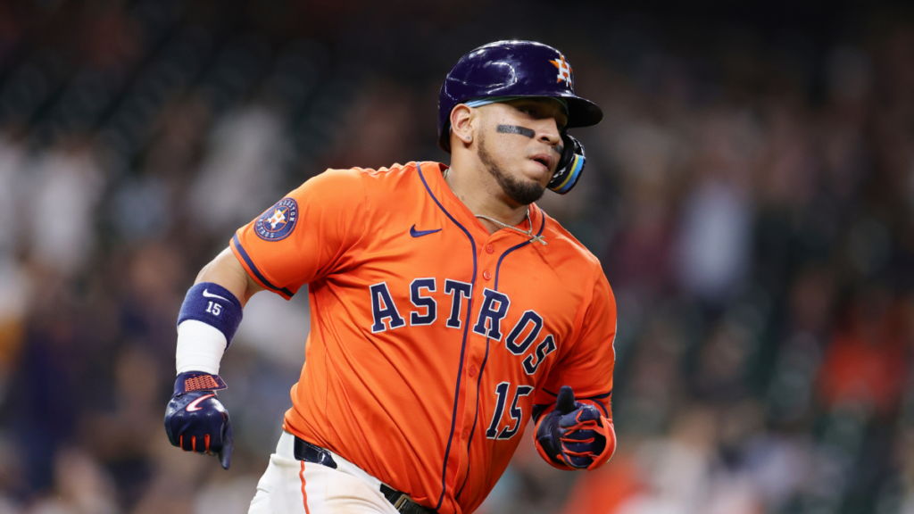 MLB rumors: A three-team trade, plus Mets, Yankees, Red Sox targets, more
