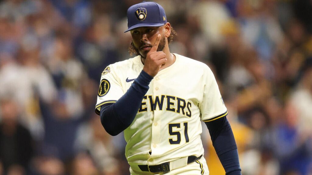 MLB rumors: Brewers want starter in exchange for Peralta; Cardinals add reliever MLB rumors: Brewers want starter in exchange for Peralta; Cardinals add reliever