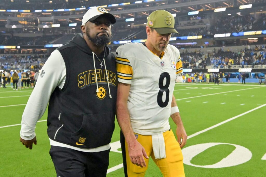 Mike Tomlin’s final speech had Aaron Rodgers and T.J. Watt in tears Mike Tomlin’s final speech had Aaron Rodgers and T.J. Watt in tears