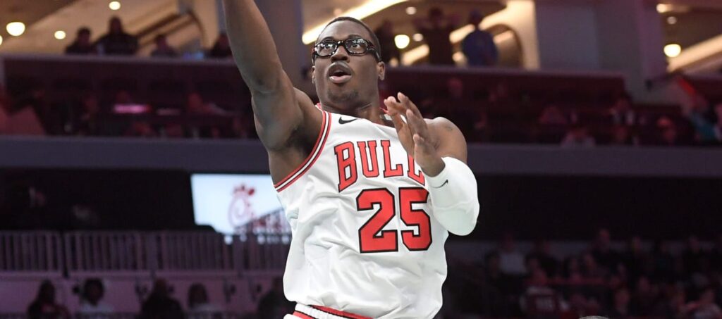 NBA DFS Picks & Lineup Advice: Saturday (1/3) NBA DFS Picks & Lineup Advice: Saturday (1/3)