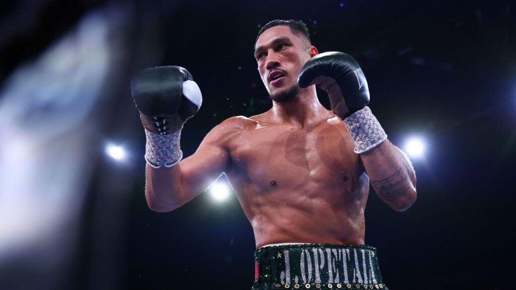 Zuffa Boxing signs IBF cruiserweight champion Jai Opetaia