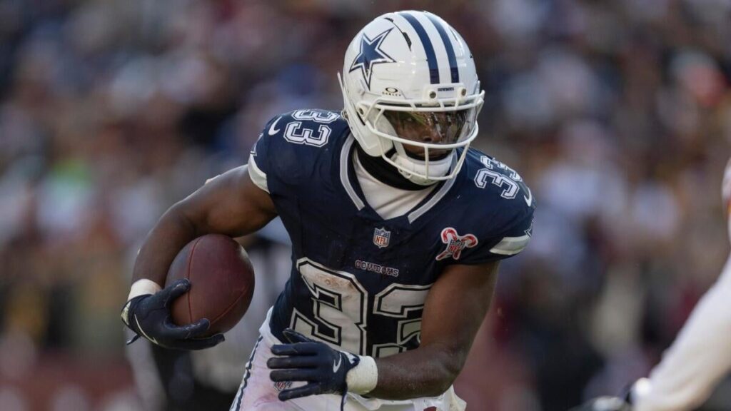 Javonte Williams re-signs with Cowboys on three-year deal