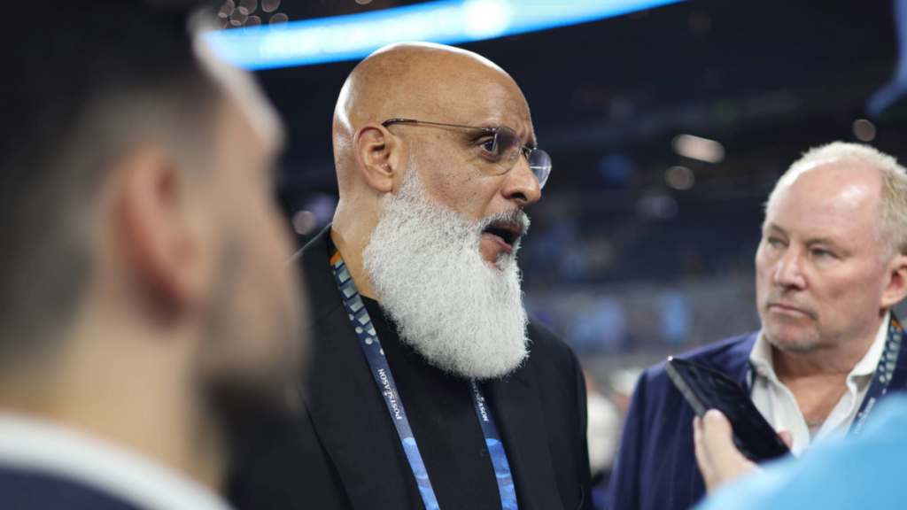 MLBPA head Tony Clark to resign after 'inappropriate' relationship, months before CBA expires, per report