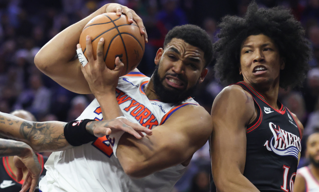 Rockets vs Knicks Prediction, Picks & Odds for Tonight’s NBA Game Karl Anthony-Towns of the New York Knicks.
