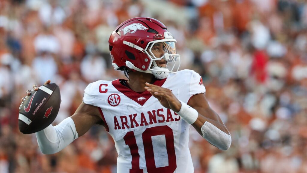 Taylen Green breaks QB vertical leap record at Combine, runs 40 in 4.36 seconds