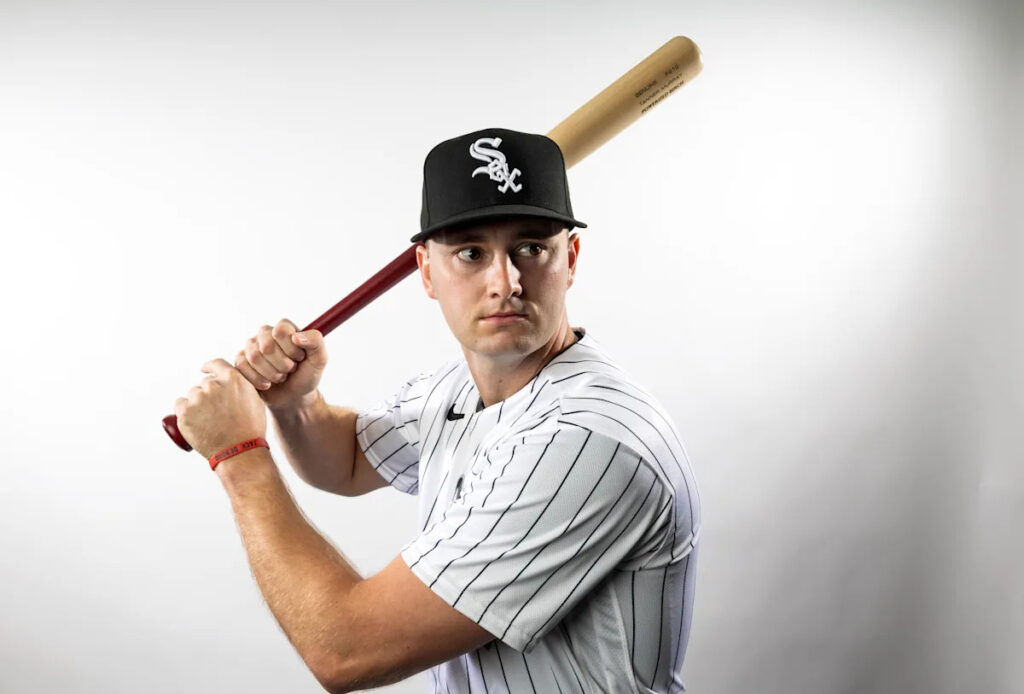 White Sox outlast Mariners in Spring Training slugfest Download app from appStore
