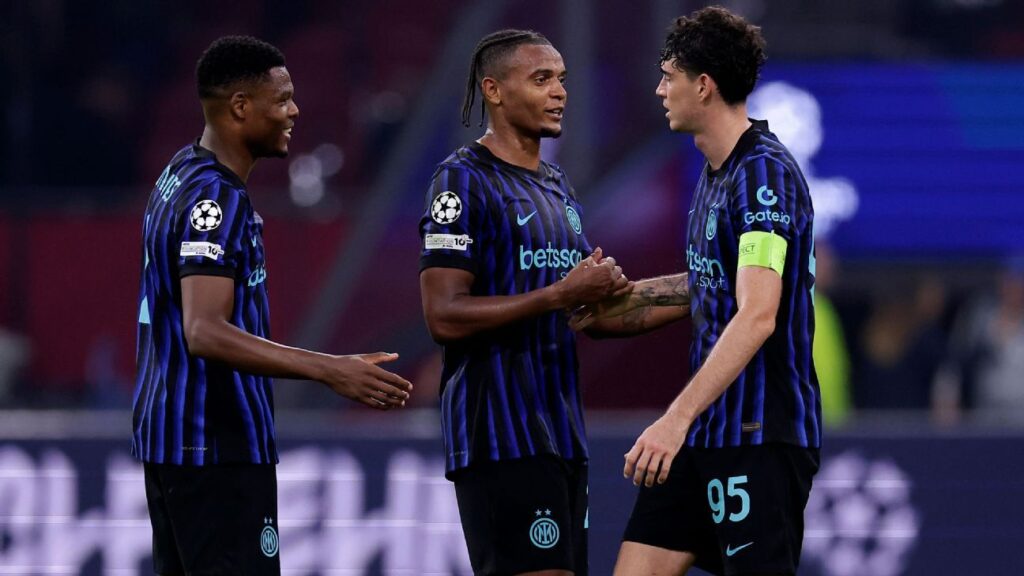 A back three isn't always defensive: It might be just what your team needs