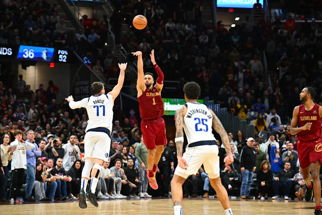 Cavs vs. Mavs open gamethread Download app from appStore