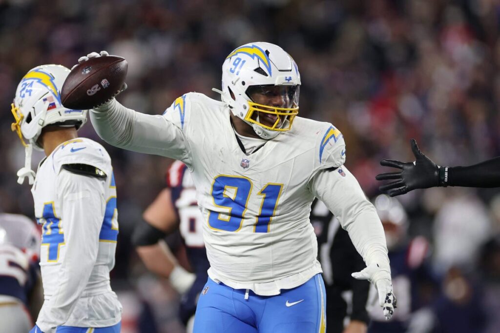 Falcons agree to deal with veteran DT Da’Shawn Hand: Source