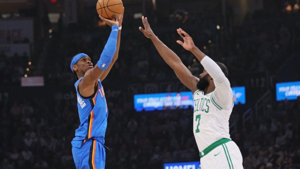 Gilgeous-Alexander eclipses Wilt for NBA's longest 20-point streak