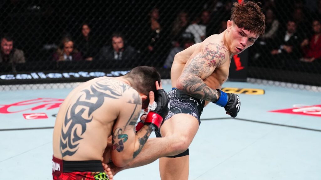 Kavanagh stuns Brandon Moreno at UFC Fight Night in Mexico